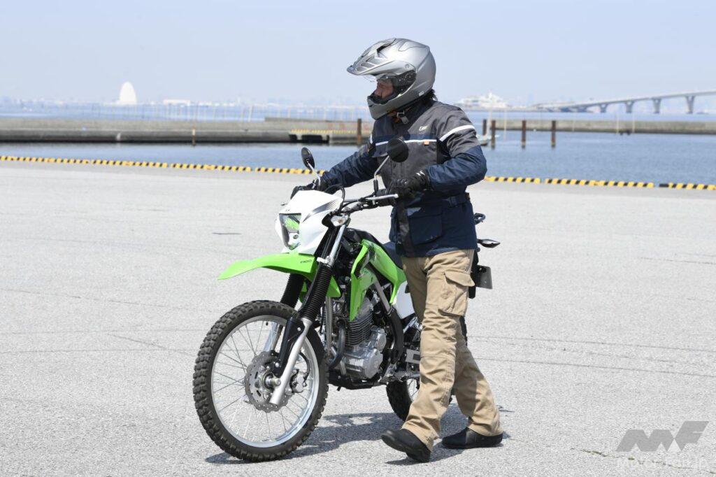 カワサキ・KLX230