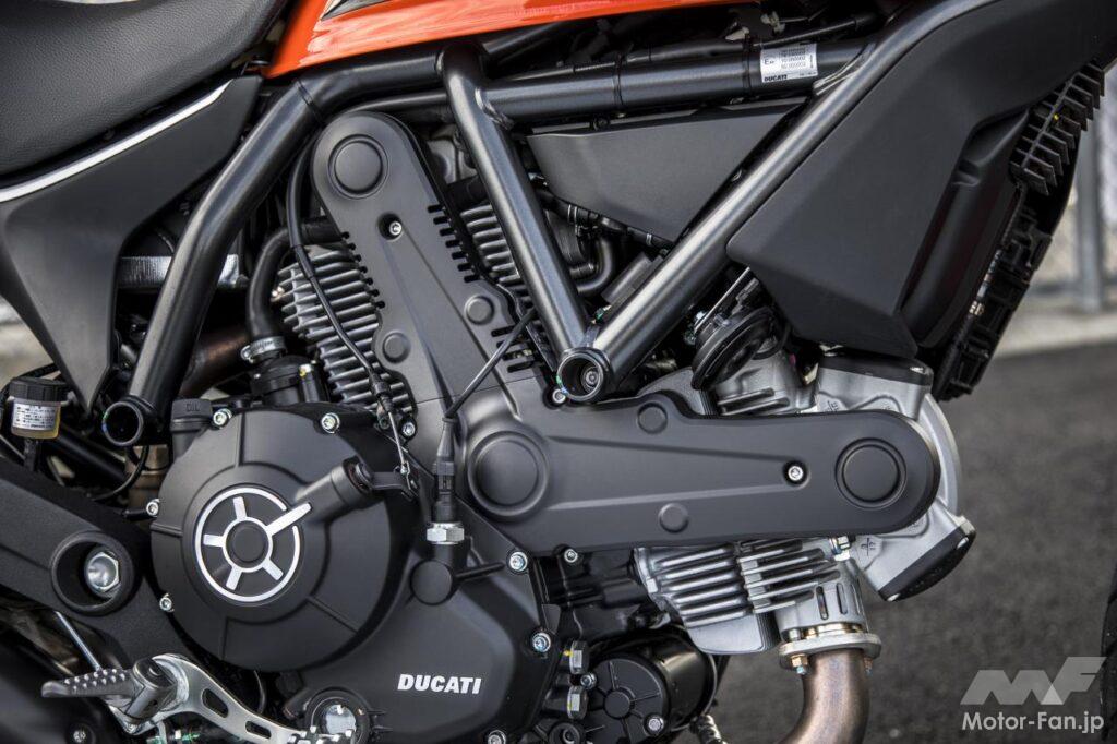 ドゥカティ スクランブラーSixty2