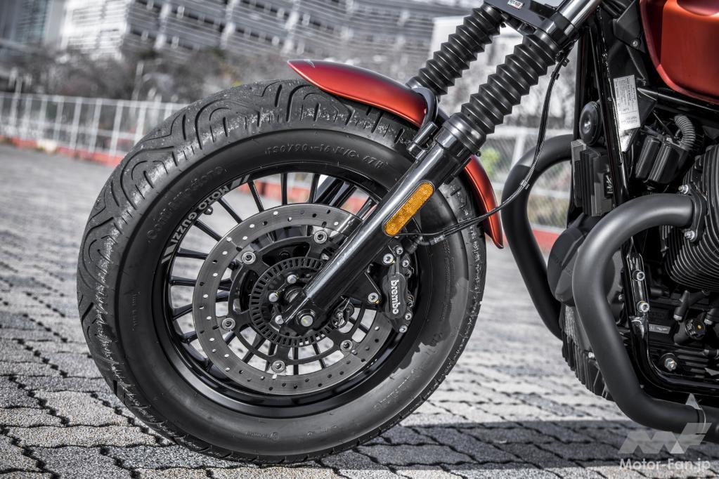 モト・グッツィ・V9 BOBBER SPORT