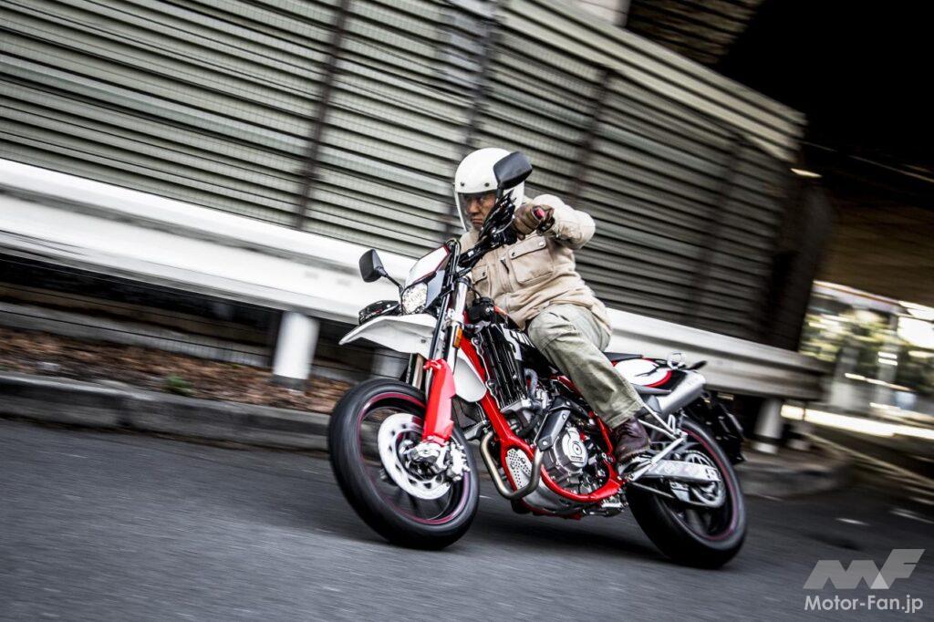 SWM・SM125R FACTORY