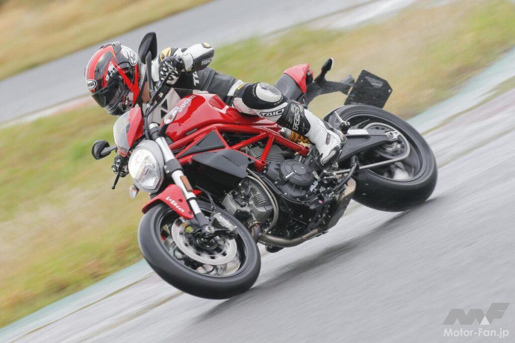 ドゥカティ・モンスター900