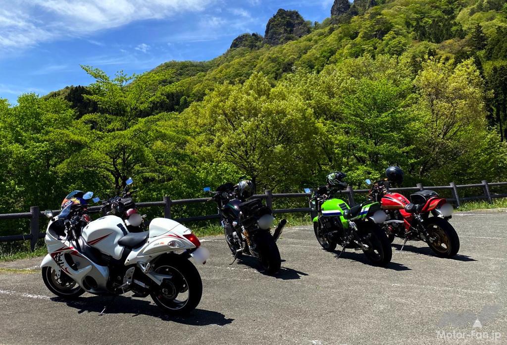 ロングツーリングでは大排気量バイクの方が疲れない？