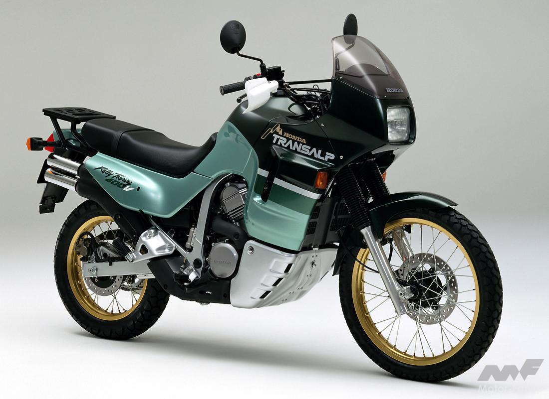 アドベンチャーバイクとは