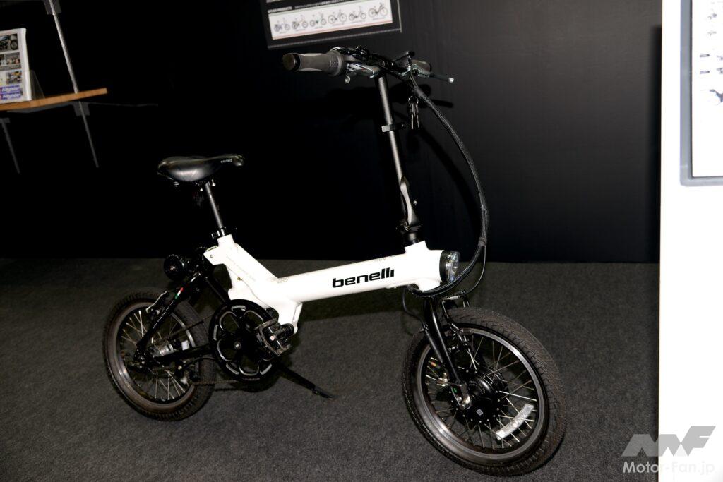 ベネリのバイク？ いいえ電動自転車です！ 前輪駆動の折りたたみ