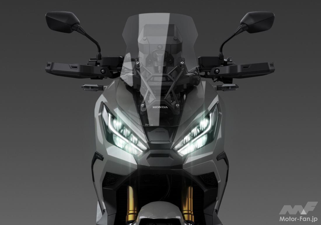 バイクのヘッドライトはなぜ常時点灯式なのか