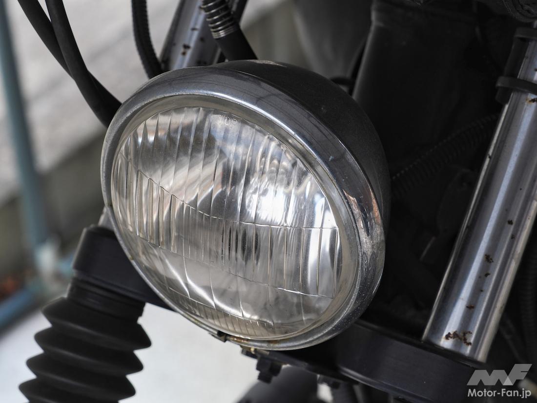 バイクのヘッドライトはなぜ常時点灯式なのか