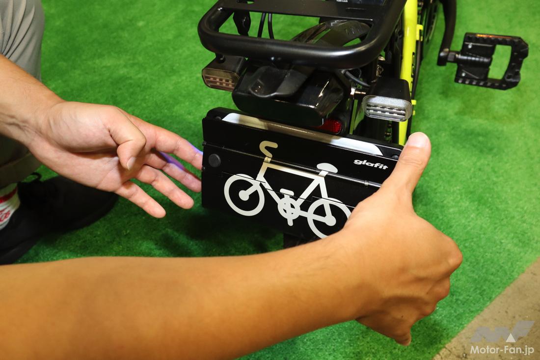 原付と自転車に早変わりする電動モペット