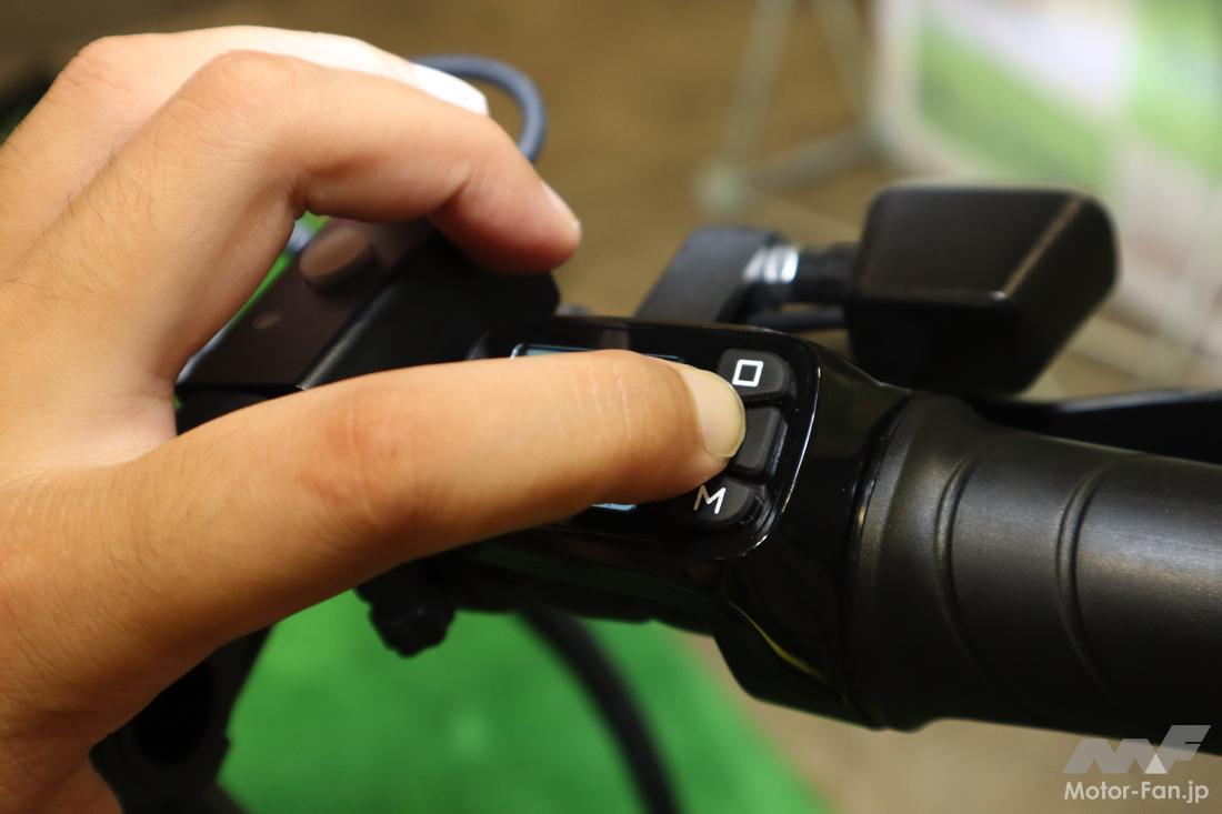 原付と自転車に早変わりする電動モペット