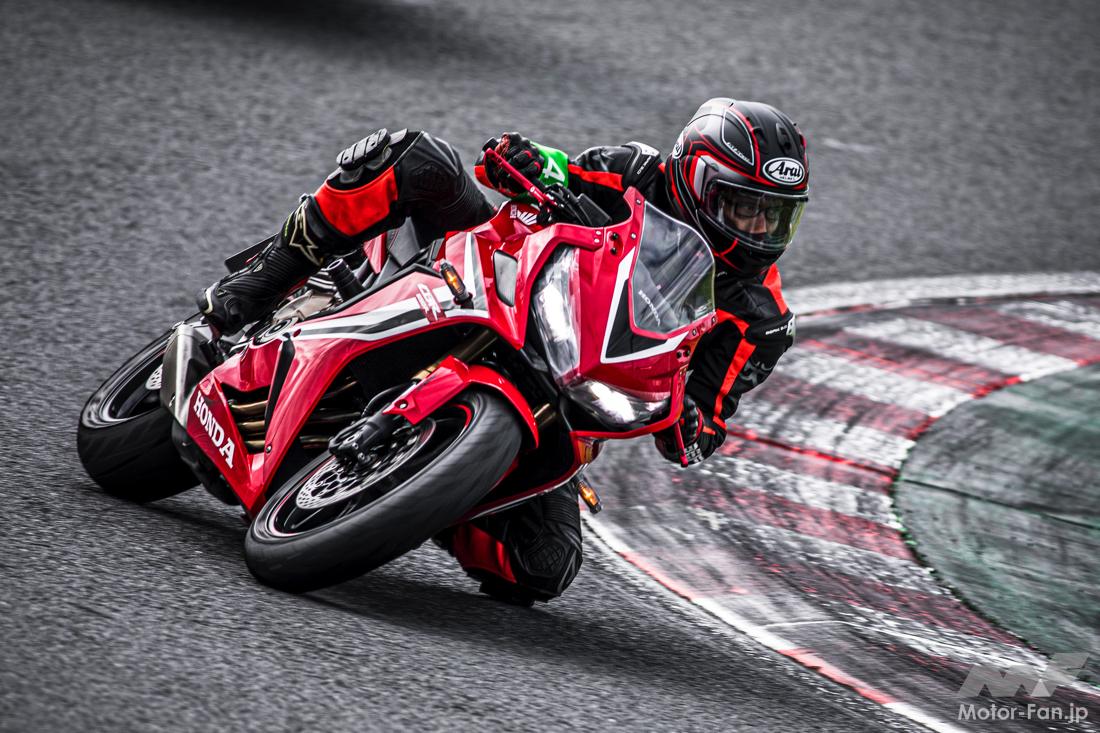 ハヤブサ対CBR650R