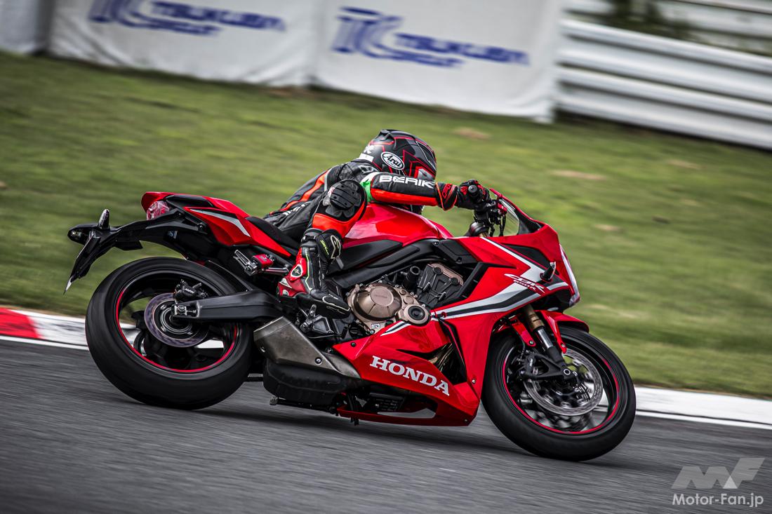 ハヤブサ対CBR650R