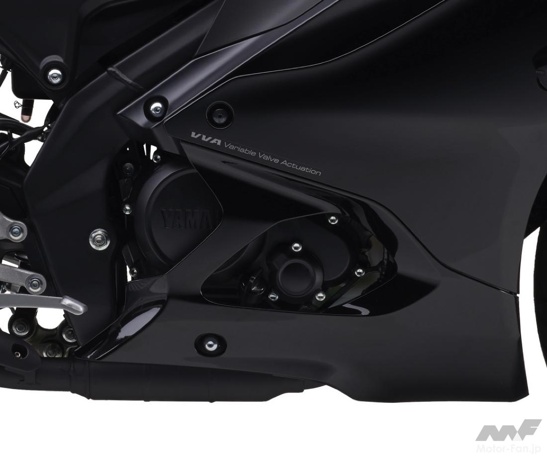 ヤマハ新型155cc「YZF-R15」と250ccの「YZF-R25」を比較