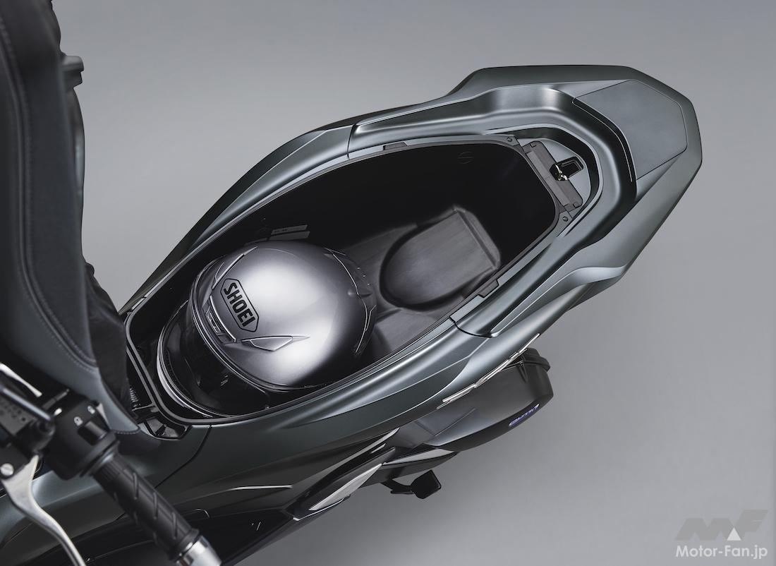 バイクのハンドルにバッグやレジ袋をかけて走るのは違反