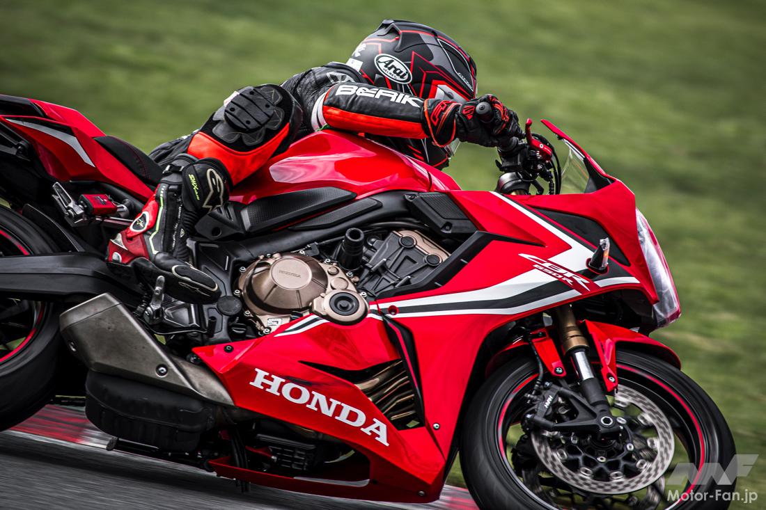 CBR650Rオーナーが、CBR600RRを公道で比較試乗
