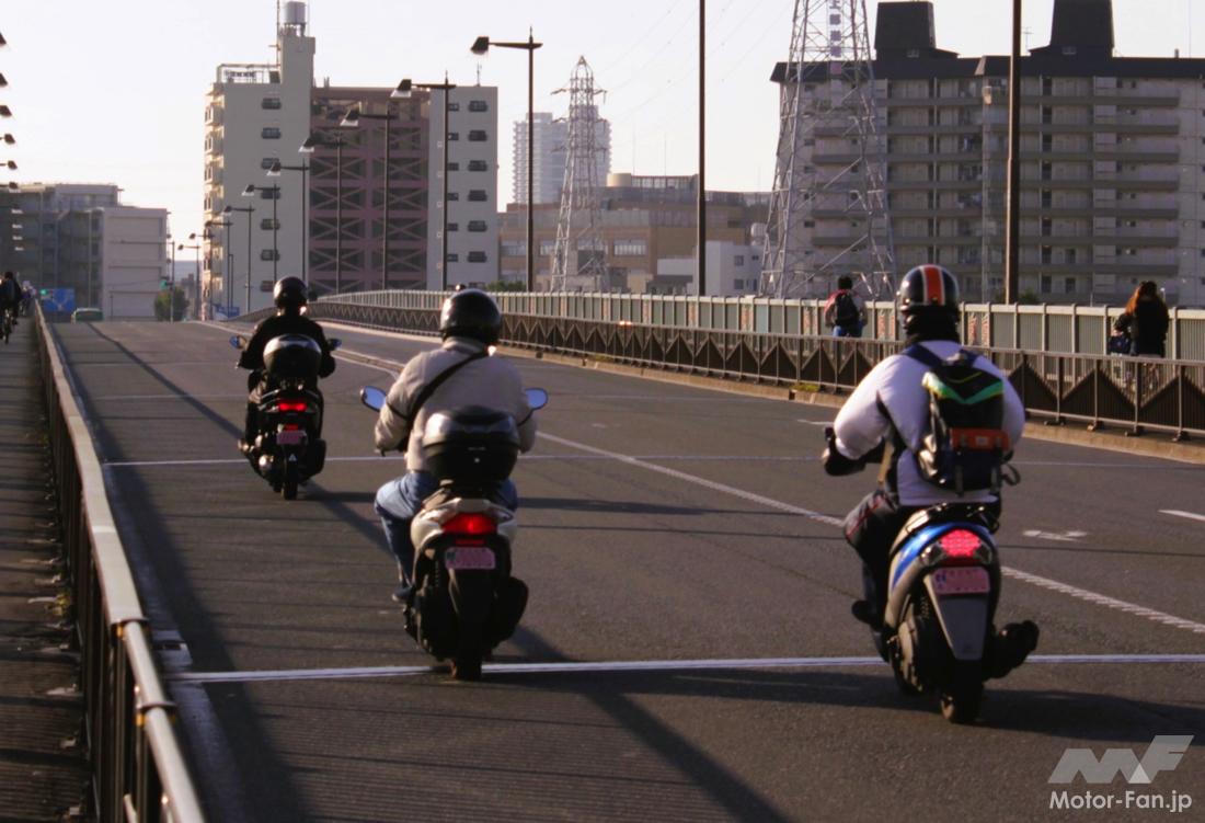 「新基準原付」の導入で125ccや110ccのバイクの法定速度や２人乗り、2段階右折はどうなる？