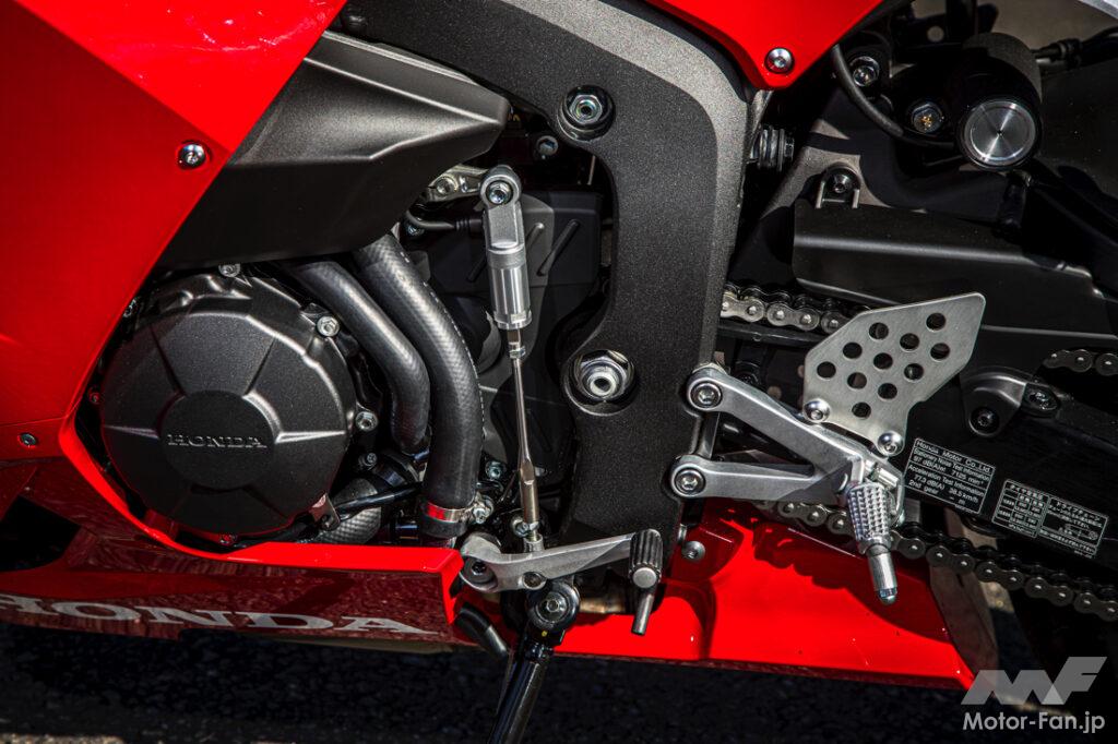 CBR650Rオーナーが、CBR600RRを公道で比較試乗