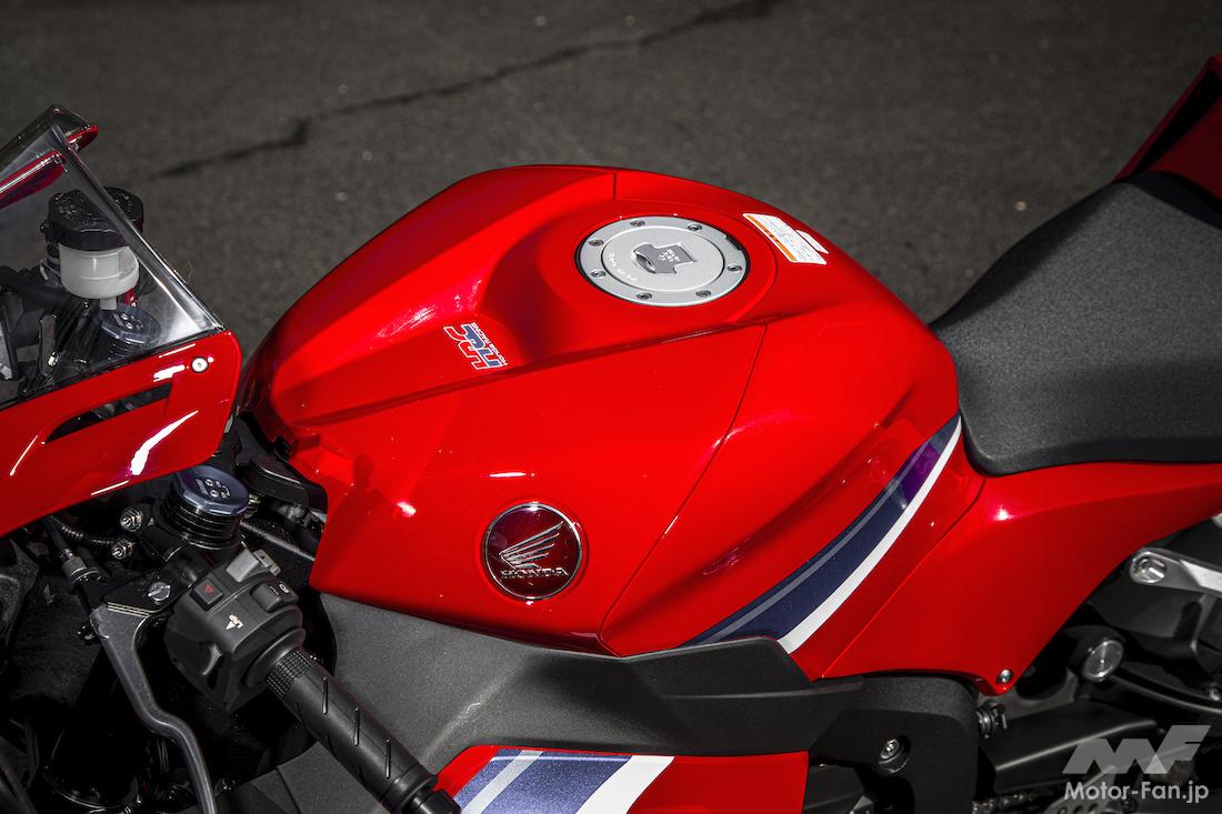 ホンダ新型「CBR600RR」はツーリングも楽しめるのか