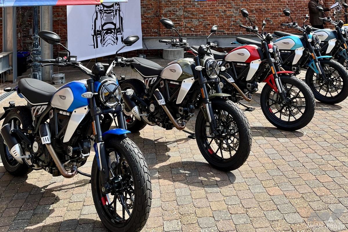 アジュバンミューツ muts hair touch 新発売 | アジュバンコスメジャパン