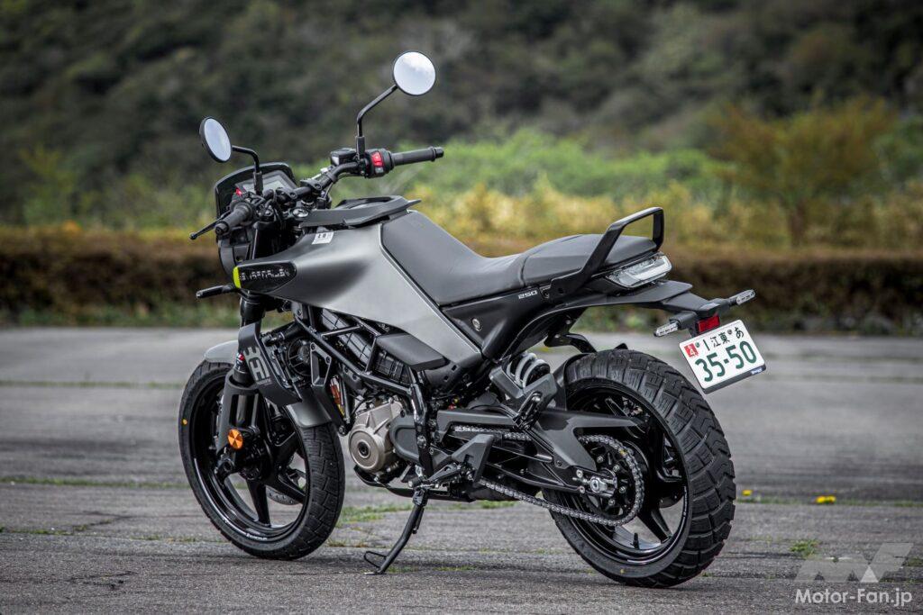 ハスクバーナのスクランブラーの方、スヴァルトピレン 250