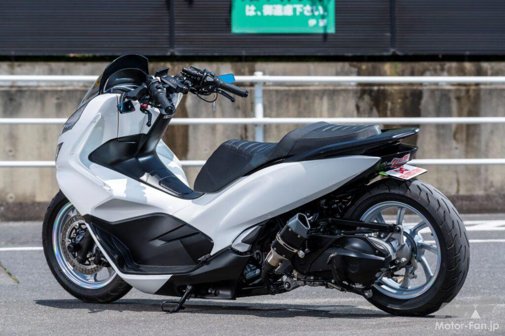 ホンダPCXをモノショック化！ 前後タイヤは＋20mmでスリム