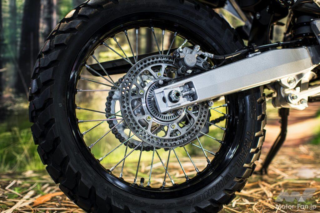 排気量398cc、前タイヤ21インチ、イイね！「スズキ・DR-Z4S」が日本