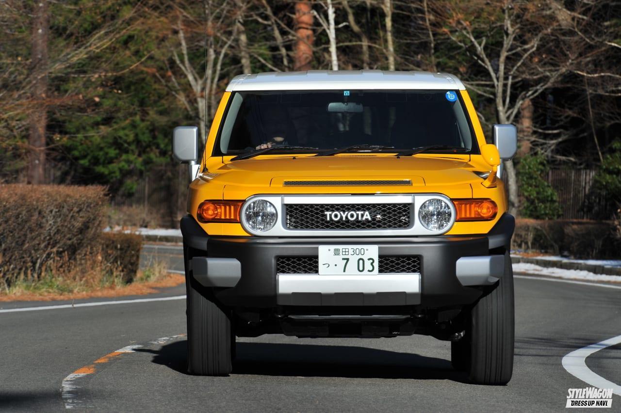 アウトドアシーンにぴったり トヨタ Fjクルーザー 10年11月 18年1月 当時は高嶺 いま気になる中古車の新車当時レビュー スタイルワゴン ドレスアップナビ アウトドアシーンにぴったり トヨタ Fjクルーザー 10年11月 18年1月 当時は高嶺 いま気になる中古車の新車当時レビュー スタイルワゴン ドレスアップナビ