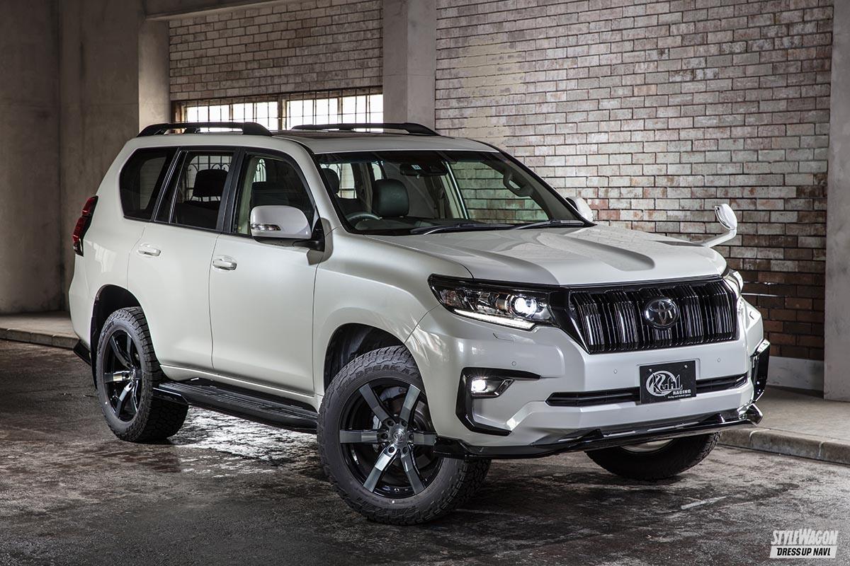 トヨタ ランドクルーザープラド150系 11-21年 ランニングボードガーニッシュ PRADO 7席 スカッフプレート 12pセット ステンレス製 パーツ カスタム ランドクルーザープラド型式：CBA-TRJ150W（トヨタ）のクルマカタログ