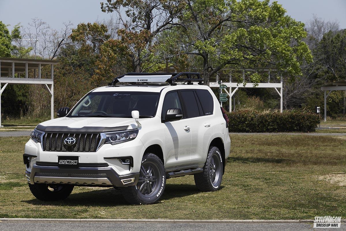 エクスクルーシブゼウスのエアロパーツは塗装不要 特殊なシボ加工が個性的 150系ランドクルーザープラドに装着したい いま注目のエアロキットは 005 スタイルワゴン ドレスアップナビ エクスクルーシブゼウスのエアロパーツは塗装不要 特殊なシボ加工が個性的 150系ランドクルーザープラドに装着したい いま注目のエアロキットは 005 スタイルワゴン ドレスアップナビ