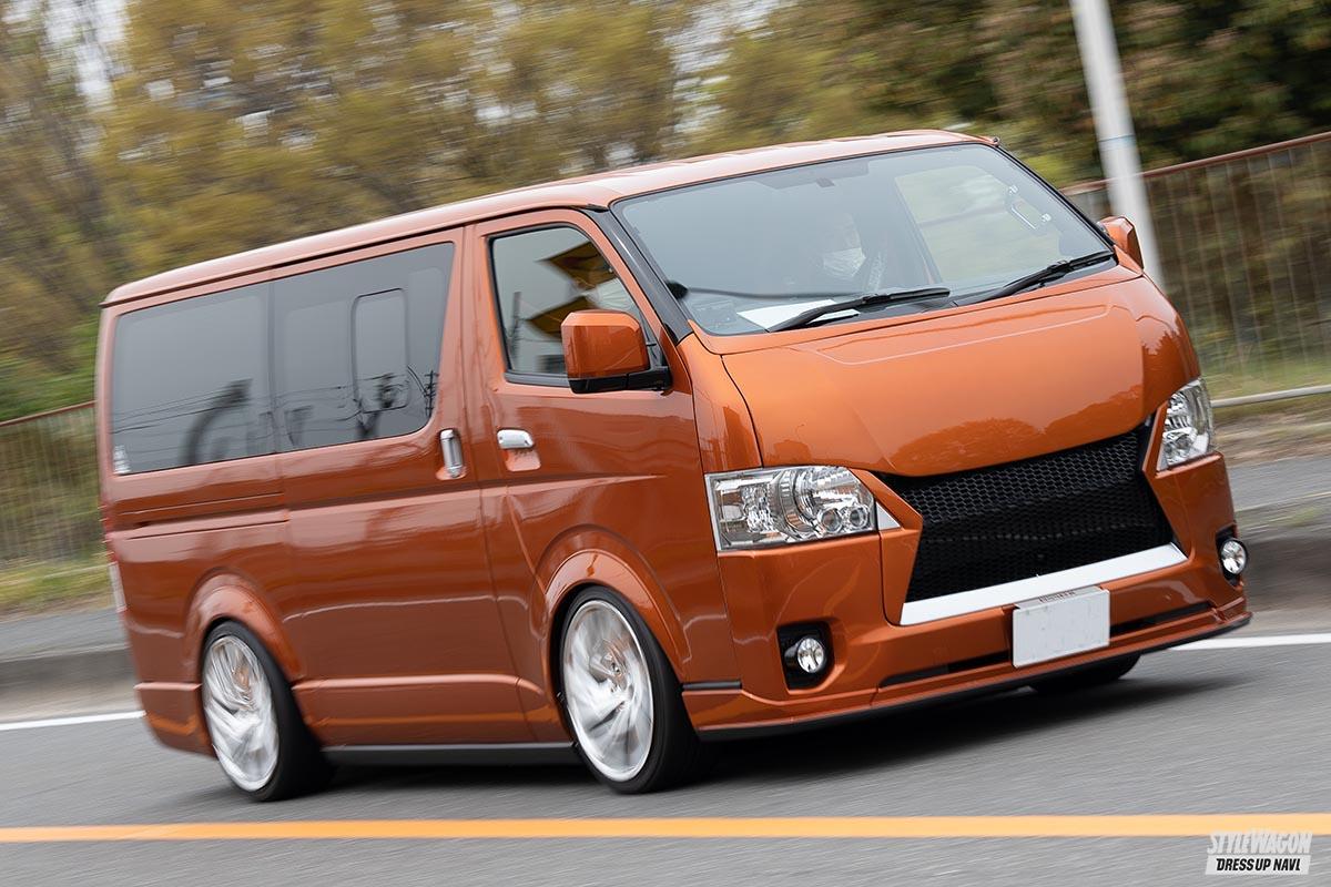 独自のダンパーが横方向の揺れを収縮 エセックスのコントロールダンパーが快適すぎる 車高をアゲてもサゲても快適に ハイエース 足まわり解体新書 スタイルワゴン ドレスアップナビ 独自のダンパーが横方向の揺れを収縮 エセックスのコントロールダンパーが快適すぎる 車高をアゲてもサゲても快適に ハイエース 足まわり解体新書 スタイルワゴン ドレスアップナビ
