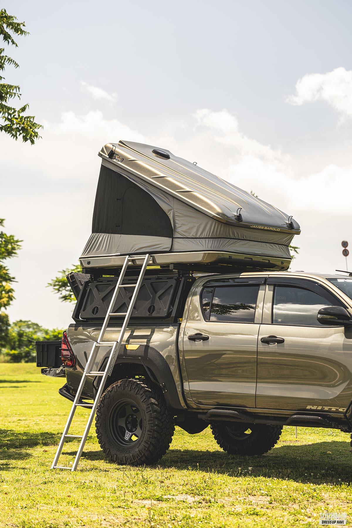 ピックアップトラック　ハイラックス トヨタ ニッサン フォード　 テント ハイラックスサーフ185とiKaMPER SKYCAMP2.0。 逆サイドから見て