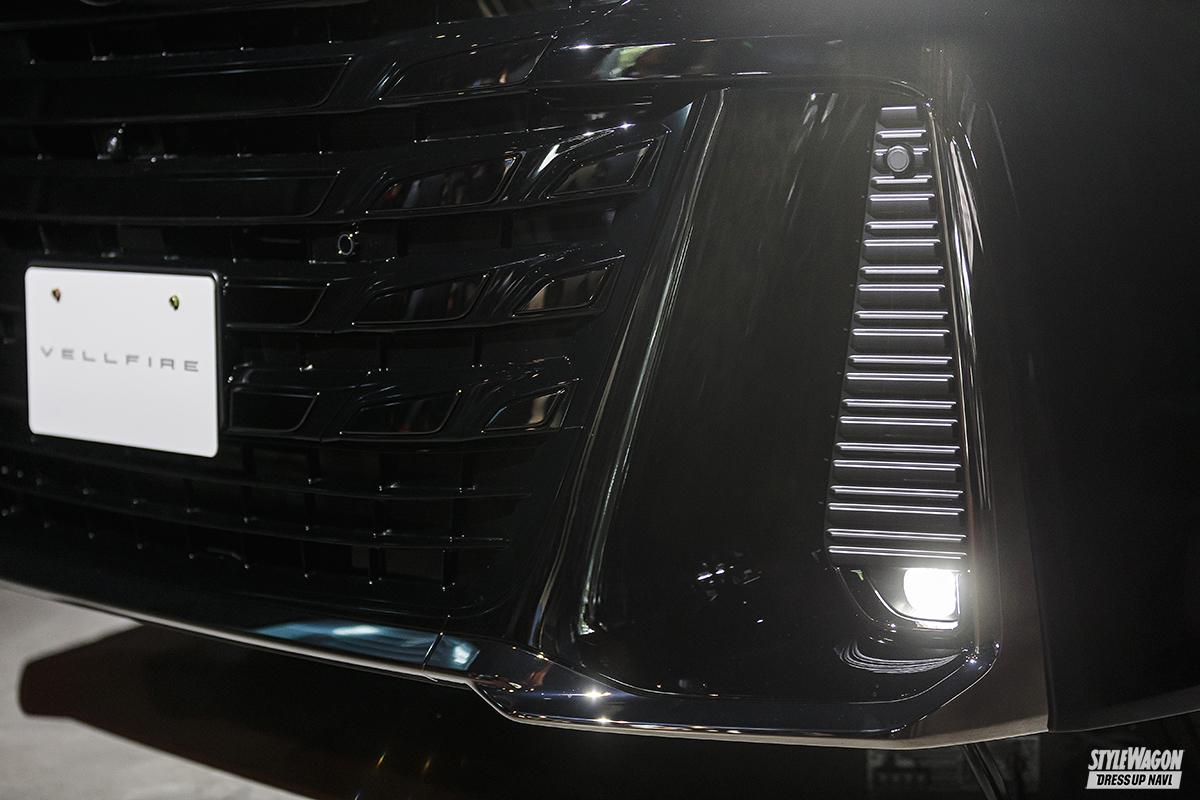 40ヴェルファイア　PHEV フロントグリル　新車外し　ガンメタ塗装 40ヴェルファイア PHEV フロントグリル 新車外し ガンメタ塗装
