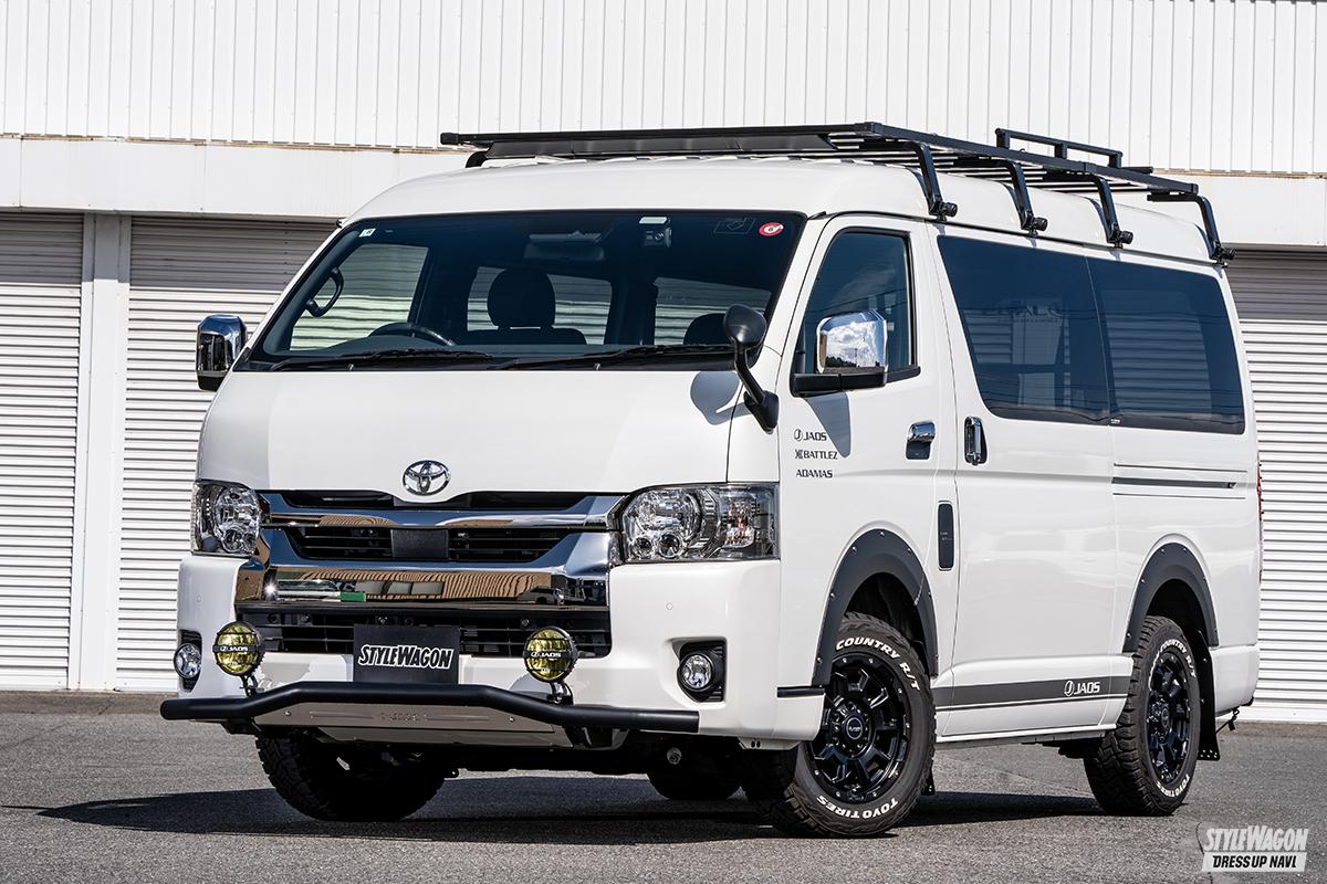 ハイエースの車高を約30mmUP！ ジャオスのリフトアップキットが