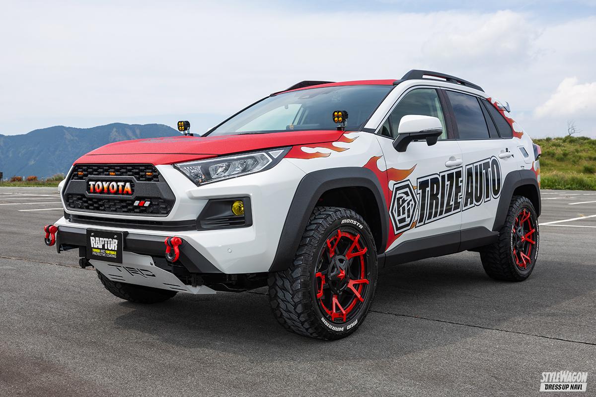 RAV4 アドベンチャーグレード用　純正オーバフェンダー　ラプターライナー塗装 RAV4 アドベンチャーグレード用 純正オーバフェンダー ラプター