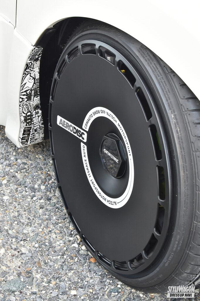 美品】トヨタ車流用可 テスラ モデル3 純正ホイール＋タイヤ付き 美品】